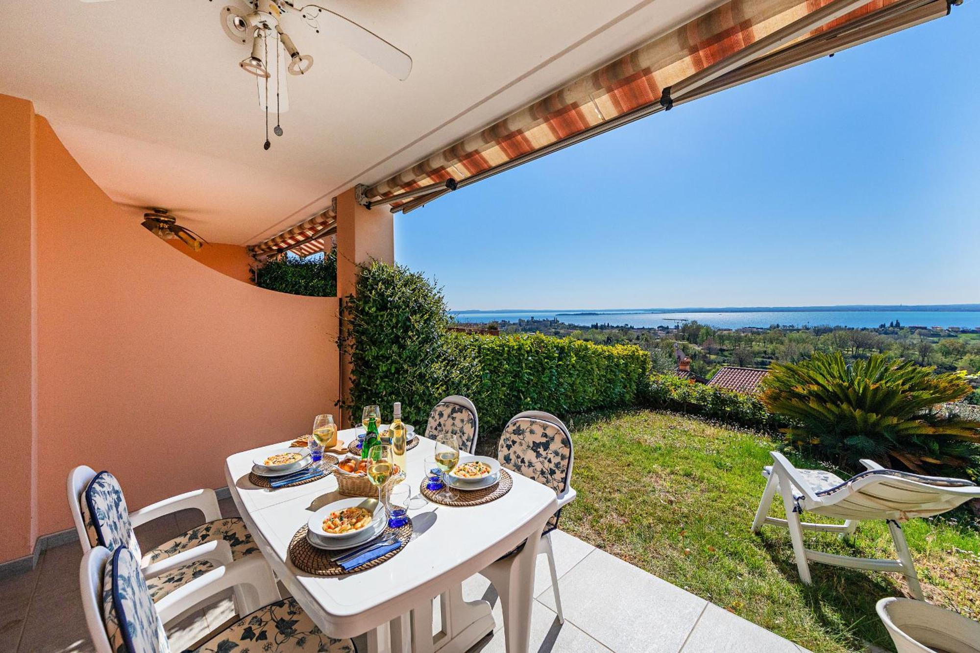 Residence Giardino 3 By Wonderful Italy Сойано-дель-Лаго Экстерьер фото